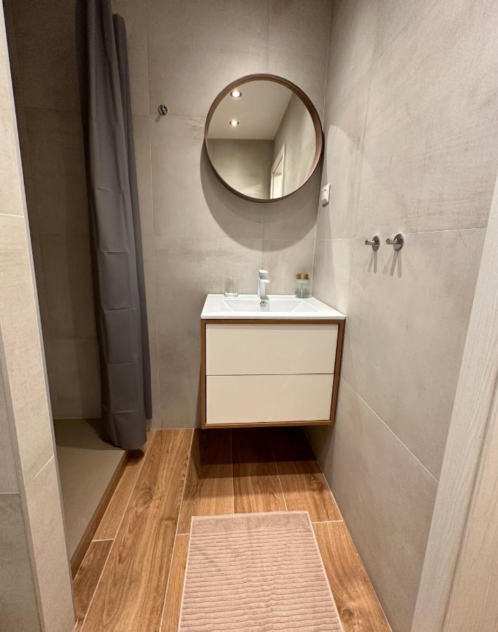 Castle Hill Apt In Old Town Of Bratislava With Free Parking Εξωτερικό φωτογραφία